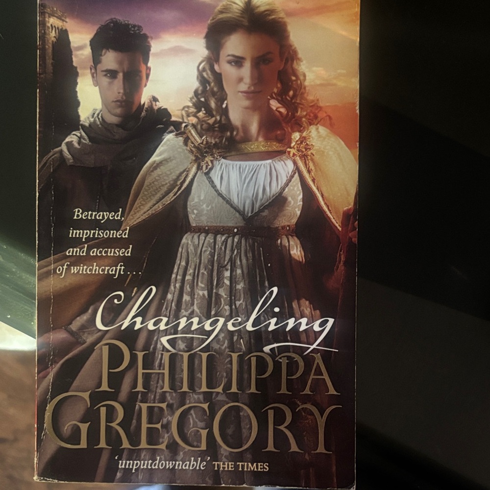 Changeling by Philippa Gregory - Brown & Gold Cover